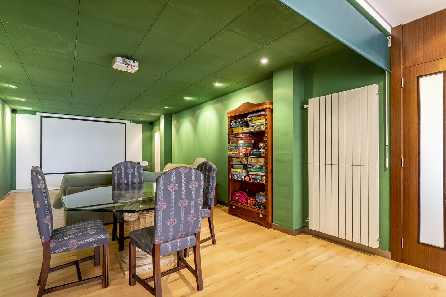 Cinema room — luxury villa Los Monasterios